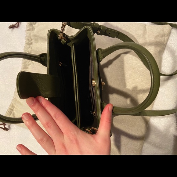 Authentic Chanel Neo Executive - Picture 9 of 12